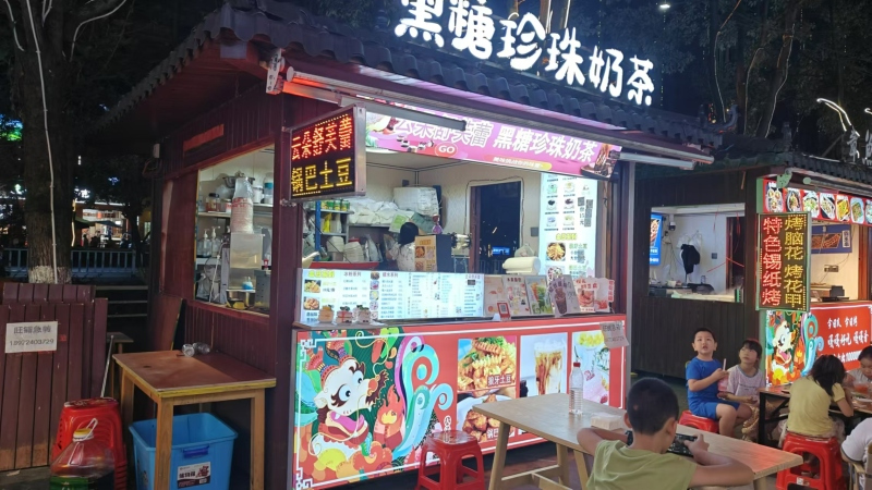 龙船天街非遗文化美食街旺铺亏本转让