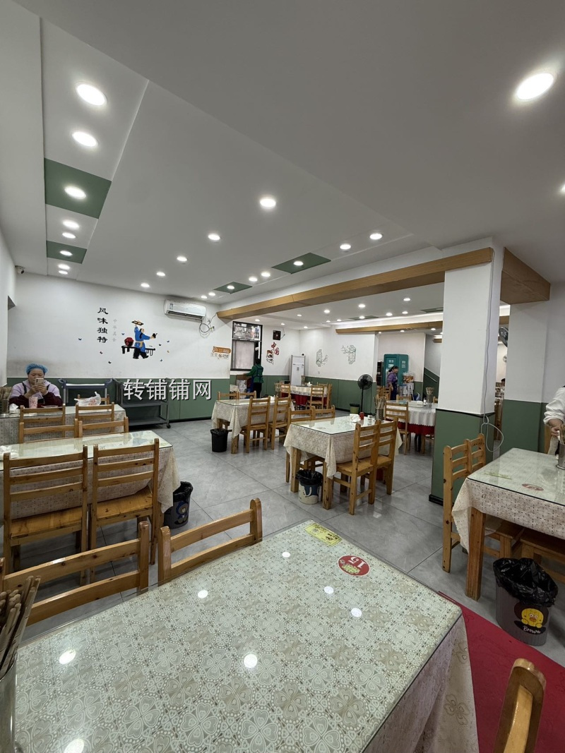 恩施舞阳坝专医院旁餐饮店转让