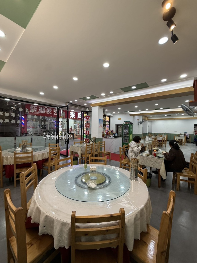 恩施舞阳坝专医院旁餐饮店转让