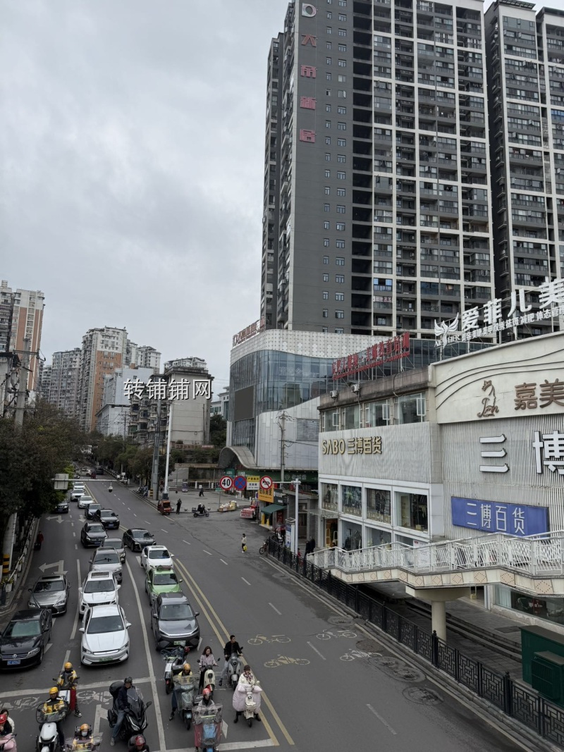 恩施广场中学旁旺铺直租