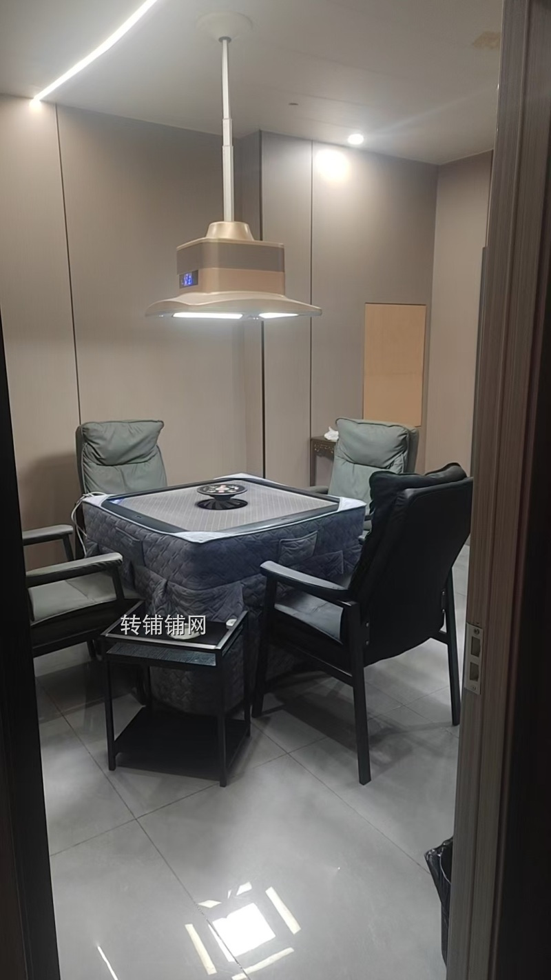 恩施华龙城三期棋牌室转让