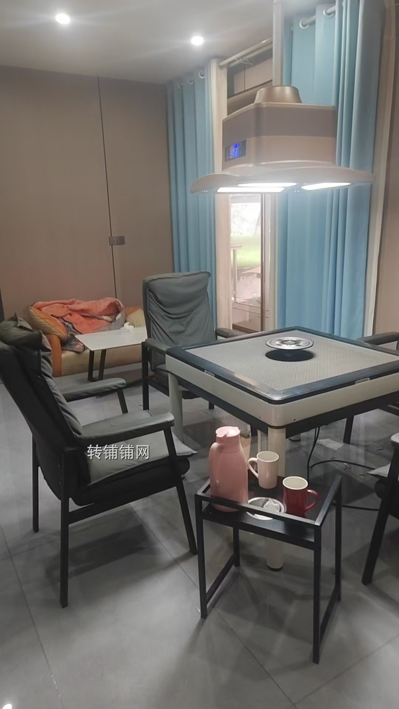 恩施华龙城三期棋牌室转让