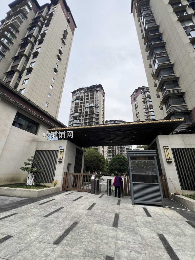 恩施大型社区黄金底商出租(145㎡ 房东直租)