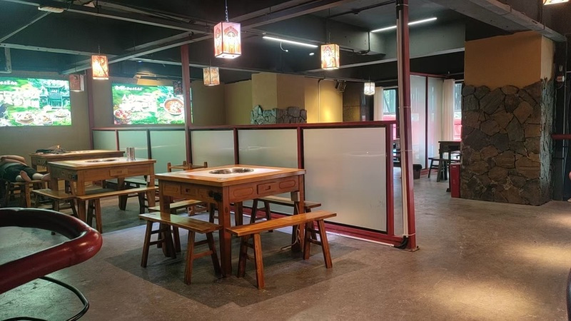 恩施松树坪十字路口餐饮店转让