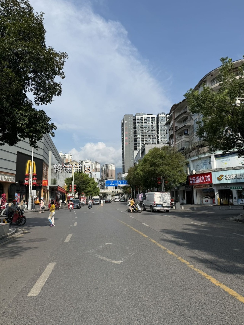 恩施广场主街门面出租
